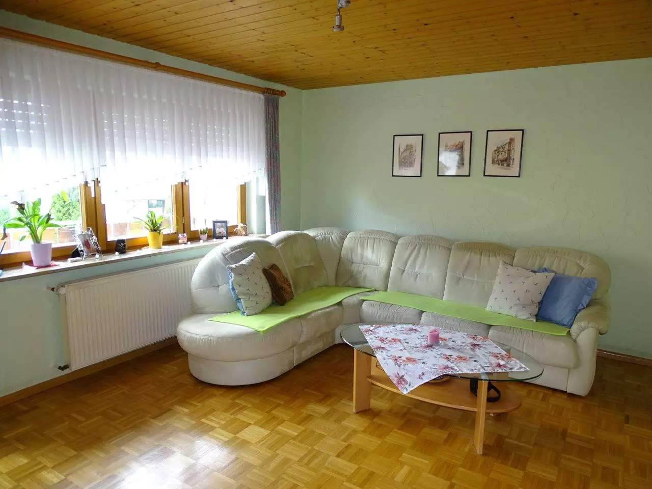 Kapitalanleger aufgepasst! Doppelhaush�lfte mit Einliegerwohnung in Bonndorf-Stadt - 3