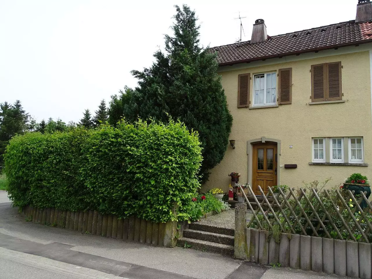 Doppelhaush�lfte in ruhiger Wohngegend in der Kulturstadt Rottweil